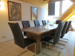 Dining - Penthouse Wolkenstein spacious 155 m² maisonette with whirlpool, air conditioning & fireplace (Senftenberg)