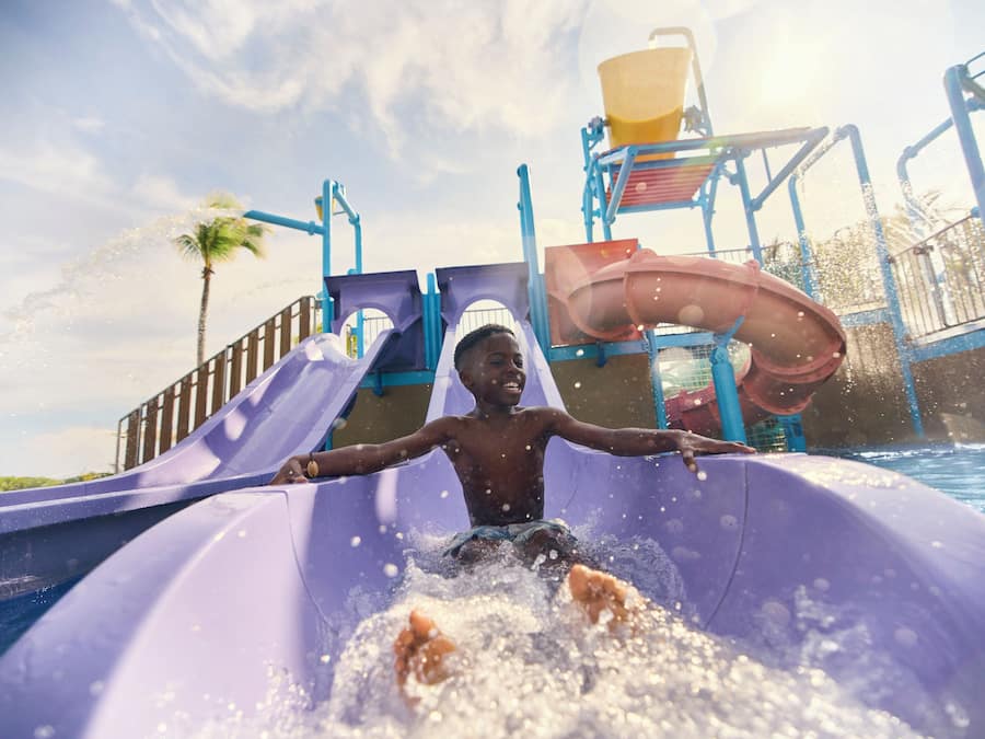 8 outdoor pools, cabanas (surcharge), pool umbrellas