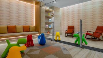 Innen-Kinderspielplatz