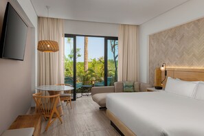Club Room, 1 King Bed, Nature View | Premium bedding, free minibar, in-room safe, individually decorated