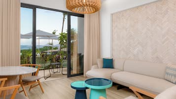 Habitación familiar, 1 cama King size, planta baja | Ropa de cama de alta calidad y artículos del minibar gratis