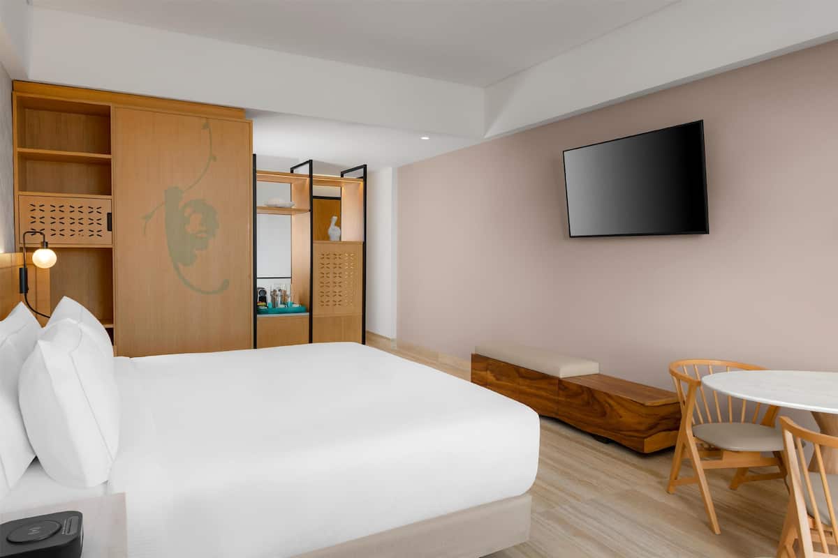 Ropa de cama de alta calidad y artículos del minibar gratis
