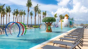 Área de juegos infantiles al aire libre