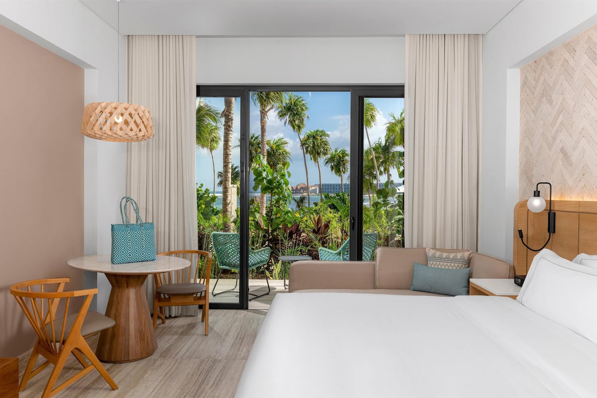 Premium bedding, free minibar, in-room safe, individually decorated