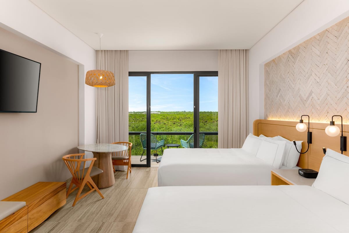Ropa de cama de alta calidad y artículos del minibar gratis
