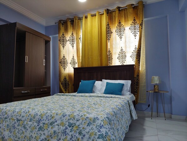 1 bedroom, desk, iron/ironing board, free WiFi