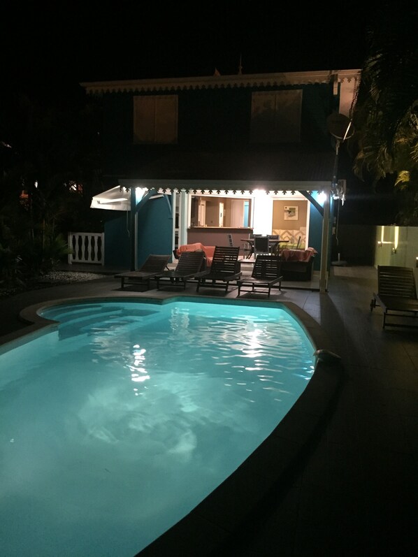 Piscine extérieure