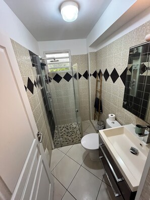 Shower, towels