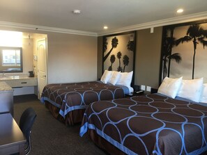 Room - Hotel Seville (Ontario)
