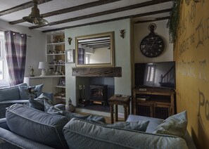 Cottage, salle de bains privée | Bar lounge