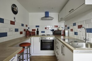 村舍, 私人浴室 | 共用厨房