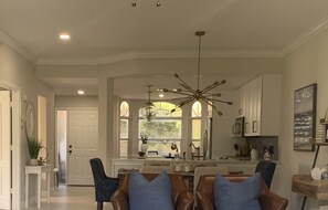 Unclassified image, 2 of 20, button