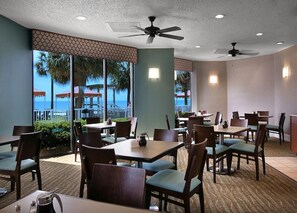Dining - The Strand - A Boutique Resort (Myrtle Beach)