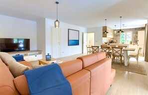 Smart TV, video game console, Netflix, DVD player - Charming Villa Adria with heated swimming pool (Rasopasno (Krk))