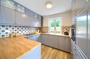 Frigorifero, forno, lavastoviglie, macchina per tè/caffè