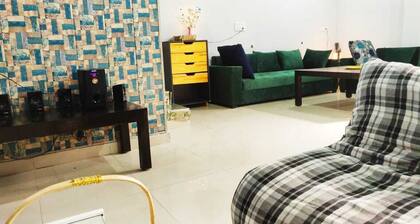Amazing Place to stay in Noida - DELHI NCR