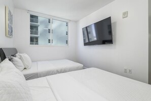 2 室のベッドルーム、デスク、アイロン / アイロン台、WiFi (無料)