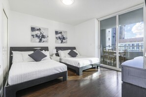 2 chambres, bureau, fer et planche à repasser, Wi-Fi gratuit