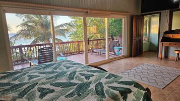 3 sovrum, vÀrdeförvaringsskÄp pÄ rummet, skrivbord och gratis wi-fi