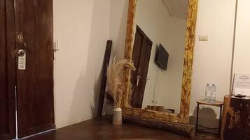 Habitación de cabaña 1 Cama | Cadar kapas Mesir, peralatan tempat tidur premium, gebar bulu kapas