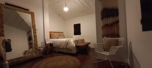 Habitación de cabaña 1 Cama | Cadar kapas Mesir, peralatan tempat tidur premium, gebar bulu kapas 