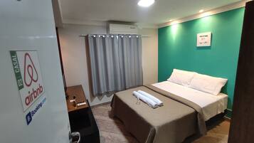 Comfort Double Room | Iron/ironing board, free WiFi