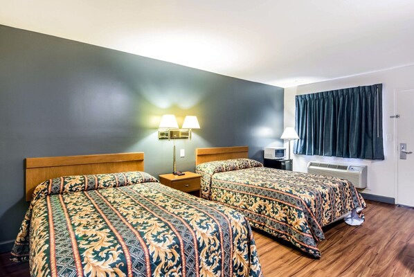 Room - Econo Lodge near Richmond National Battlefield Park (Richmond)