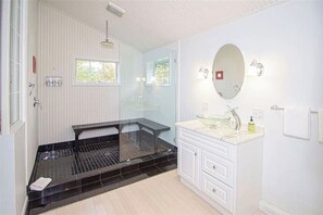 Spa - Cozy, spacious ski home 10 minutes from Mt. Snow! (Wilmington)