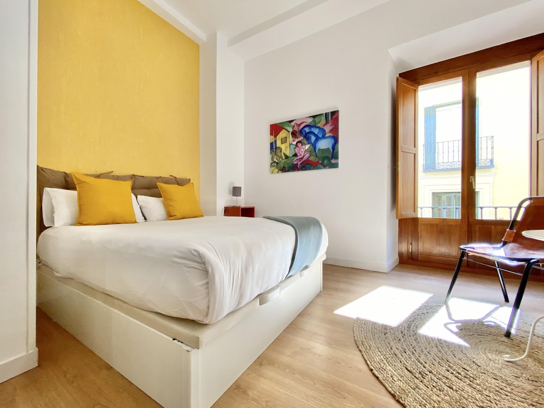 3 dormitorios, tabla de planchar con plancha, Internet y ropa de cama