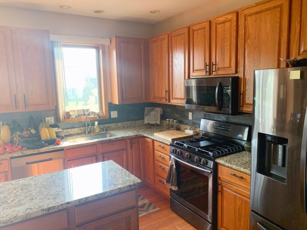 雪櫃、微波爐、焗爐、爐具