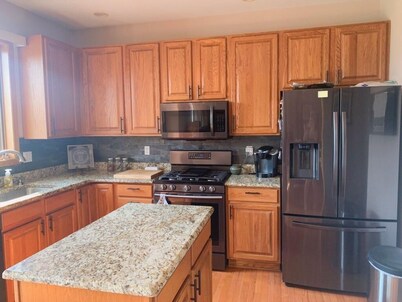 Large 4 bedroom in West Ames