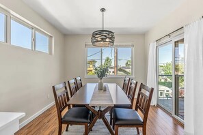 Dining - Modern Private Getaway in the Heart of Seward Park! (Seattle)