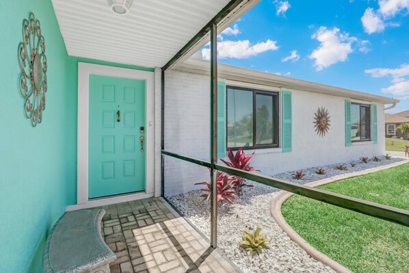 House (1322 SW 33rd St) | Exterior - 1322 SW 33rd St (Cape Coral)