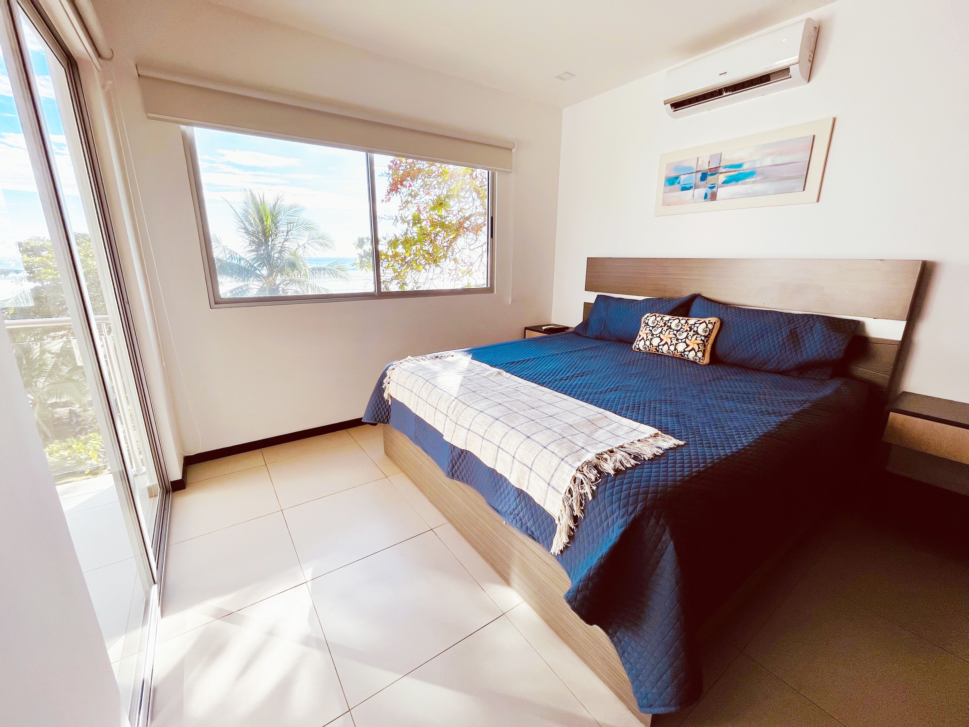 2 soverom, strykejern/-brett, reiseseng for barn og wi-fi (inkludert)