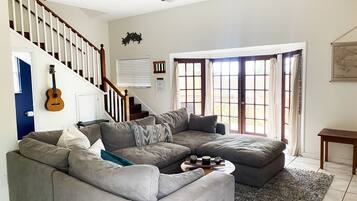 Smart TV, fireplace, offices