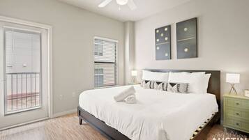 6 soverom, skrivebord, strykejern/-brett og wi-fi (inkludert)