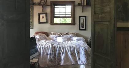 ROMANTIC SPIRITUAL FAIRYTALE EUROPEAN TYPE COWBOY/INDIAN CASTLE