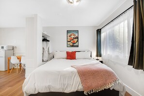 4 間睡房、上網、床單