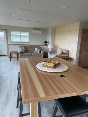 Interior - Family Fun Near Ocean Shores—Hot Tub, Elevator & Easy Dune Walk to Beach (Copalis Beach)