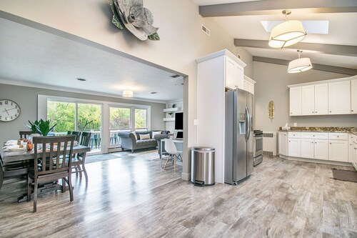 Arrowhead Riverfront- 30 Min to ND Stadium