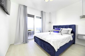 3 bedrooms, iron/ironing board, free WiFi, bed sheets - Villa Juniperus with Panoramic Sea view (Šmrika)