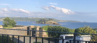 Beautiful Sea Front Cottage in the Ocean City