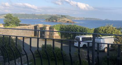 Beautiful Sea Front Cottage in the Ocean City