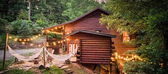 5 mins to DWTN & Lake. Ping Pong, Arcade, Foosball. Best Location in Blue Ridge