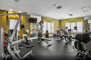 Fitness facility - Naples Deal! Free Golf Round May 15th-Oct 15th Included! (Naples)