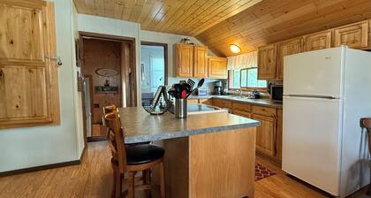 Spacious Dog Friendly House in Oconto County