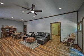 TV, books - ‘Camp Monroe’ in Bloomington w/ Deck & Views! (Bloomington)