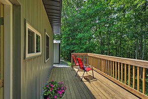 Property grounds - ‘Camp Monroe’ in Bloomington w/ Deck & Views! (Bloomington)
