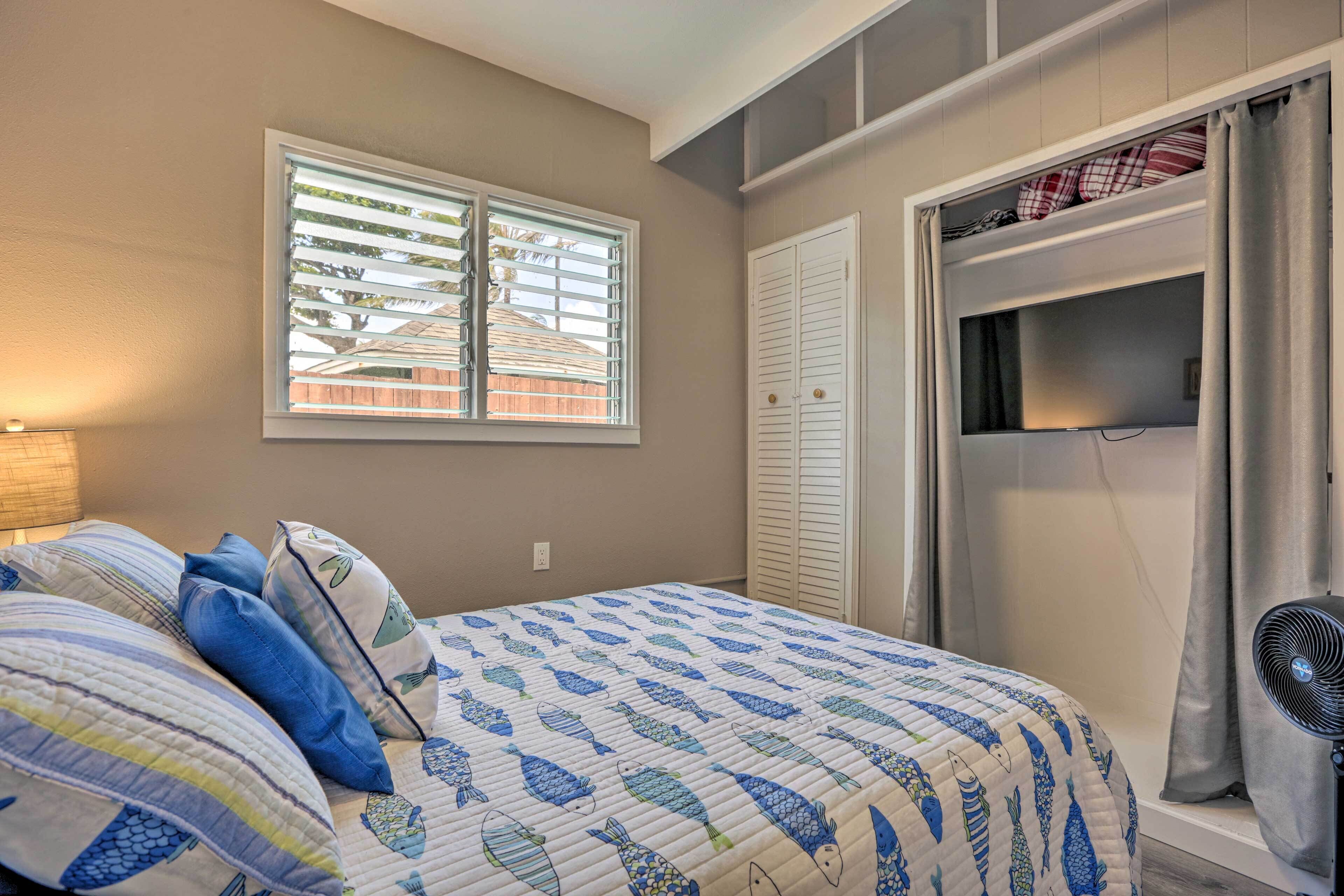 3 bedrooms, desk, iron/ironing board, internet