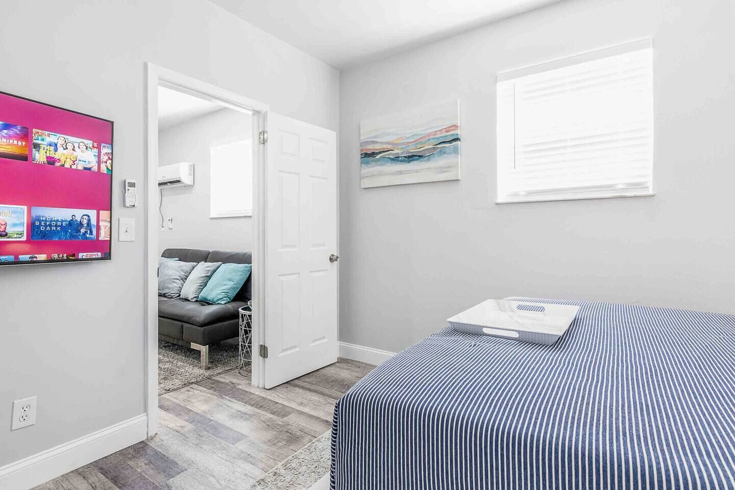 1 slaapkamer, een strijkplank/strijkijzer, reisbedje, gratis wifi